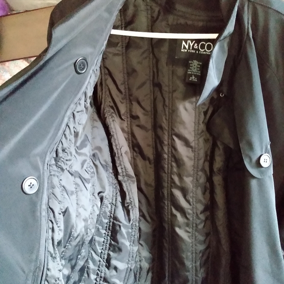 Jacket - Picture 3 of 4